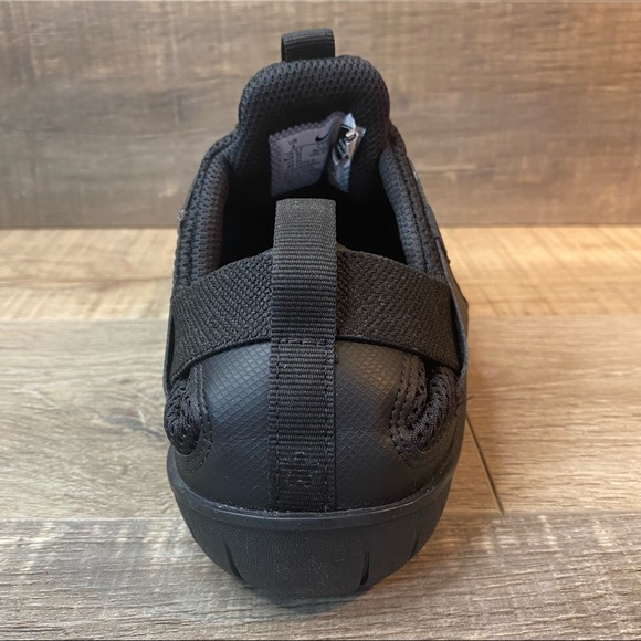 Nike Air Zoom Pulse ‘Triple Black’ - Picture 4 of 6